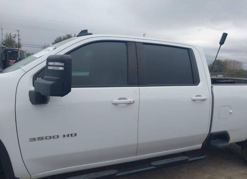 Photo 14 of 2022 Chevrolet Silverado 3500HD (VIN 1GC4YTEY6NF365281)