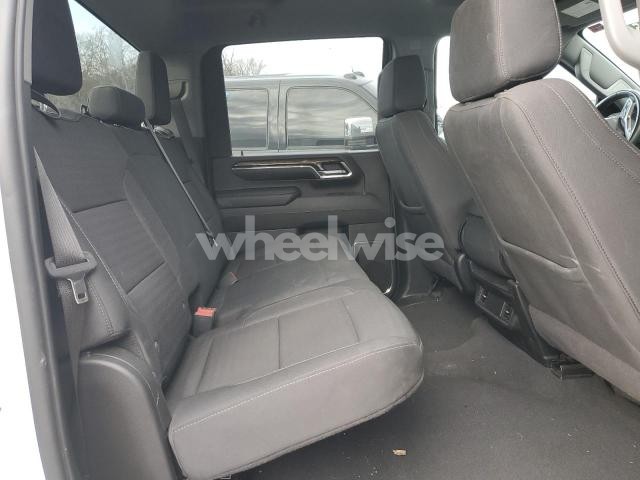 Photo 2 of 2024 CHEVROLET SILVERADO K3500 LT (VIN 1GC4YTEY7RF395623)