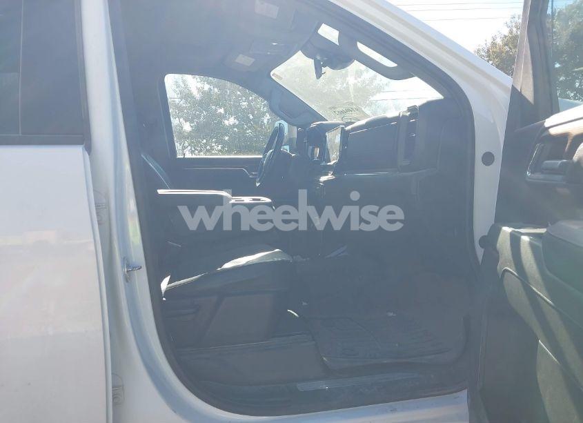 Photo 6 of 2024 Chevrolet Silverado 3500HD 4WD LONG BED LT (VIN 1GC4YTEY8RF306044)