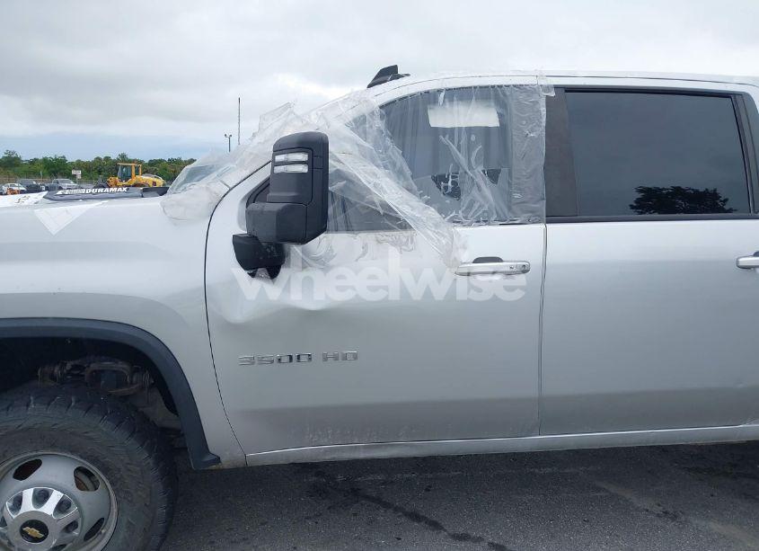 Photo 12 of 2020 Chevrolet Silverado 3500HD 4WD LONG BED LT (VIN 1GC4YTEYXLF342096)