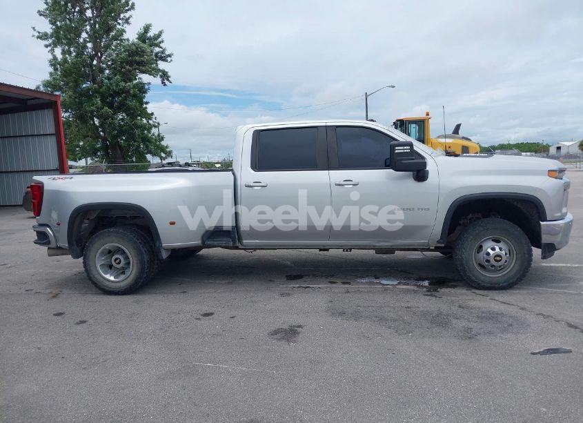 Photo 15 of 2020 Chevrolet Silverado 3500HD 4WD LONG BED LT (VIN 1GC4YTEYXLF342096)