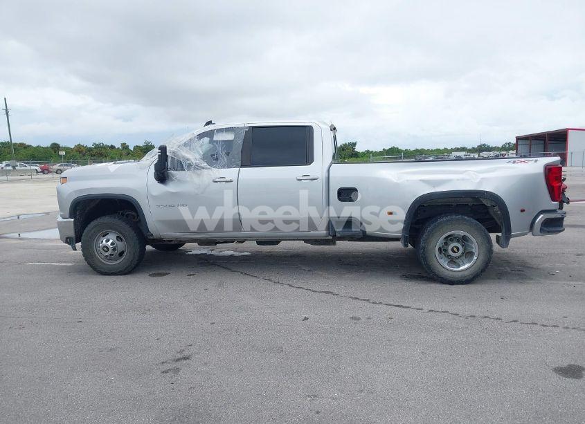 Photo 16 of 2020 Chevrolet Silverado 3500HD 4WD LONG BED LT (VIN 1GC4YTEYXLF342096)