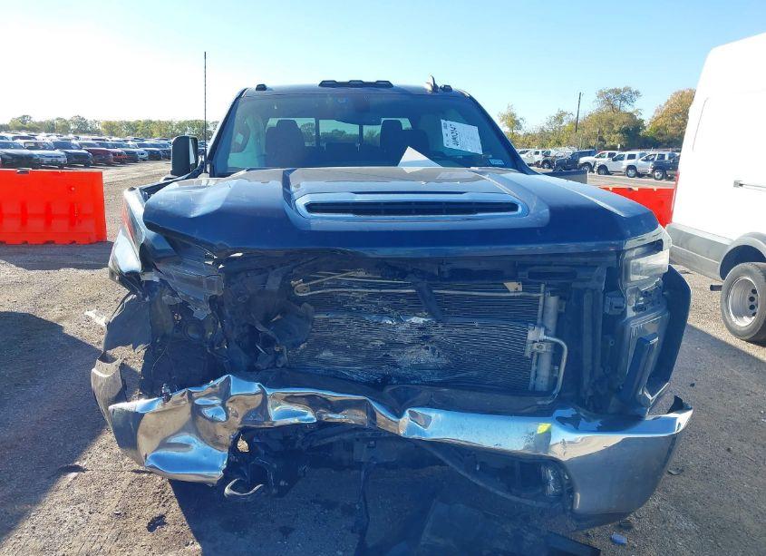 Photo 6 of 2022 Chevrolet Silverado 3500HD 4WD LONG BED LT (VIN 1GC4YTEYXNF206473)