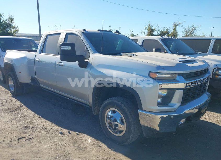 2022 Chevrolet Silverado 3500HD 4WD LONG BED LT (VIN 1GC4YTEYXNF221927) main photo