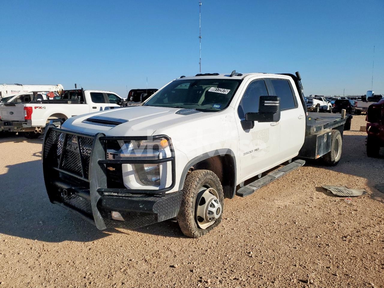 2022 CHEVROLET SILVERADO K3500 LT (VIN 1GC4YTEYXNF298314) main photo