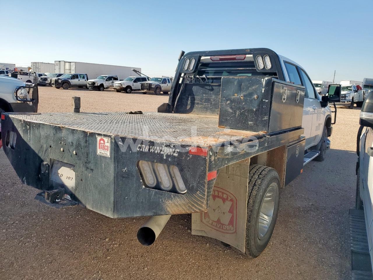 Photo 3 of 2022 CHEVROLET SILVERADO K3500 LT (VIN 1GC4YTEYXNF298314)