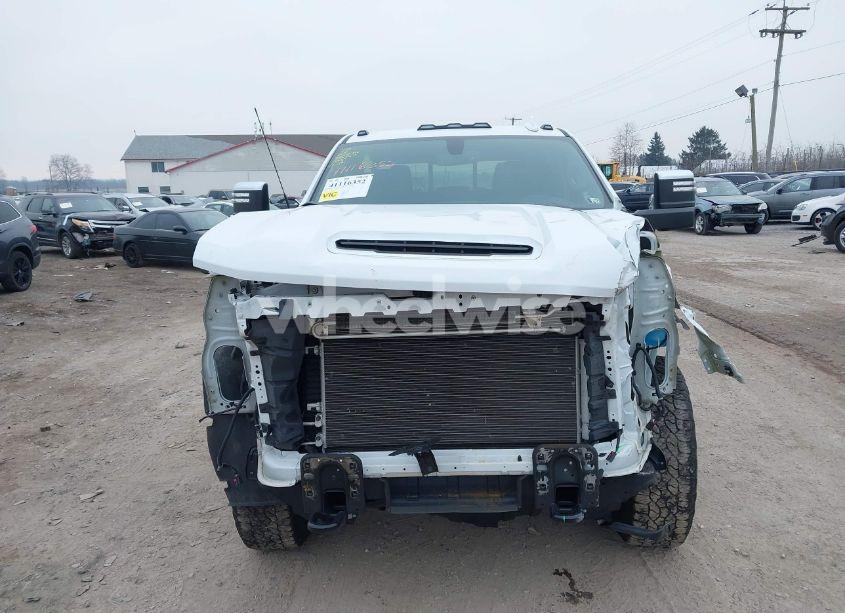 Photo 13 of 2021 Chevrolet Silverado 3500HD 4WD STANDARD BED LTZ (VIN 1GC4YUE75MF319789)