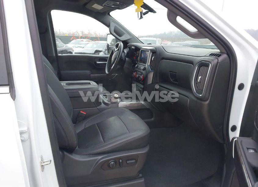 Photo 5 of 2021 Chevrolet Silverado 3500HD 4WD STANDARD BED LTZ (VIN 1GC4YUE75MF319789)
