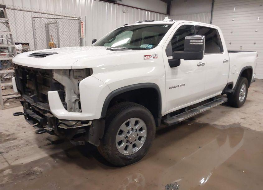 Photo 2 of 2020 Chevrolet Silverado 3500HD 4WD STANDARD BED LTZ (VIN 1GC4YUEY1LF263034)