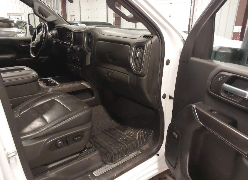 Photo 5 of 2020 Chevrolet Silverado 3500HD 4WD STANDARD BED LTZ (VIN 1GC4YUEY1LF263034)