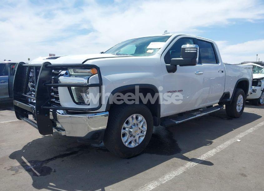 Photo 2 of 2021 Chevrolet Silverado 3500HD 4WD STANDARD BED LTZ (VIN 1GC4YUEY1MF162268)