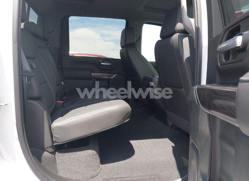 Photo 6 of 2021 Chevrolet Silverado 3500HD 4WD STANDARD BED LTZ (VIN 1GC4YUEY1MF162268)