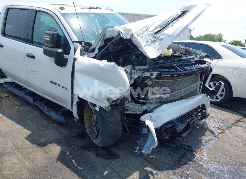 Photo 11 of 2023 Chevrolet Silverado 3500HD 4WD STANDARD BED LTZ (VIN 1GC4YUEY2PF120213)