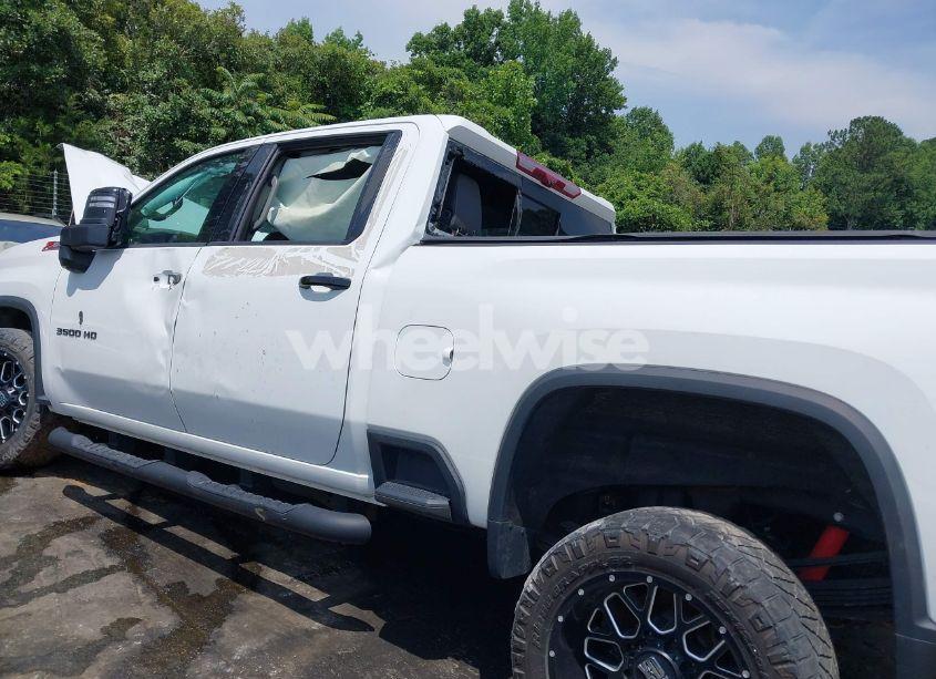 Photo 14 of 2023 Chevrolet Silverado 3500HD 4WD STANDARD BED LTZ (VIN 1GC4YUEY2PF120213)