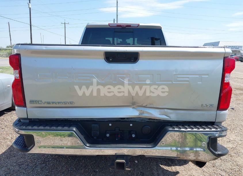 Photo 18 of 2020 Chevrolet Silverado 3500HD 4WD STANDARD BED LTZ (VIN 1GC4YUEY3LF184769)