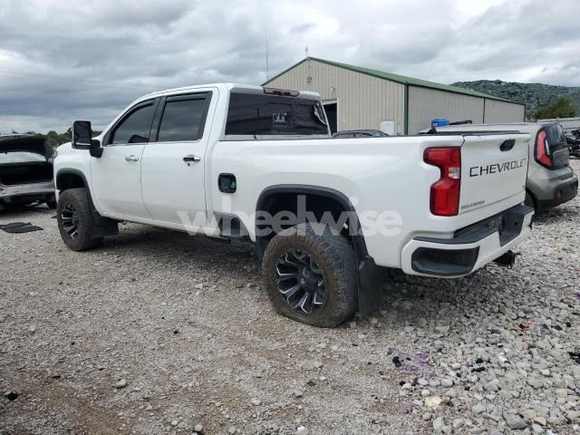 Photo 4 of 2020 CHEVROLET SILVERADO K3500 LTZ (VIN 1GC4YUEY4LF126864)