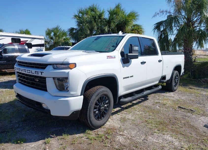 Photo 2 of 2021 Chevrolet Silverado 3500HD 4WD LONG BED LTZ (VIN 1GC4YUEY4MF236878)