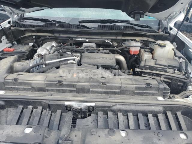 Photo 5 of 2024 CHEVROLET SILVERADO K3500 LTZ (VIN 1GC4YUEY6RF197332)