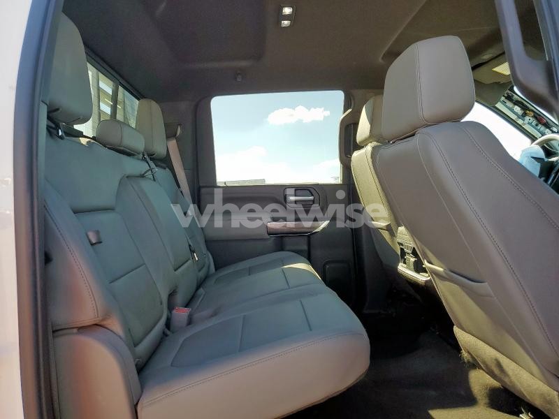 Photo 10 of 2021 CHEVROLET SILVERADO K3500 LTZ (VIN 1GC4YUEY7MF128142)