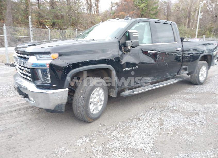 Photo 2 of 2021 Chevrolet Silverado 3500HD 4WD LONG BED LTZ (VIN 1GC4YUEY7MF301321)