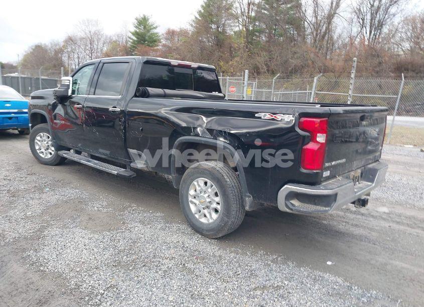 Photo 3 of 2021 Chevrolet Silverado 3500HD 4WD LONG BED LTZ (VIN 1GC4YUEY7MF301321)
