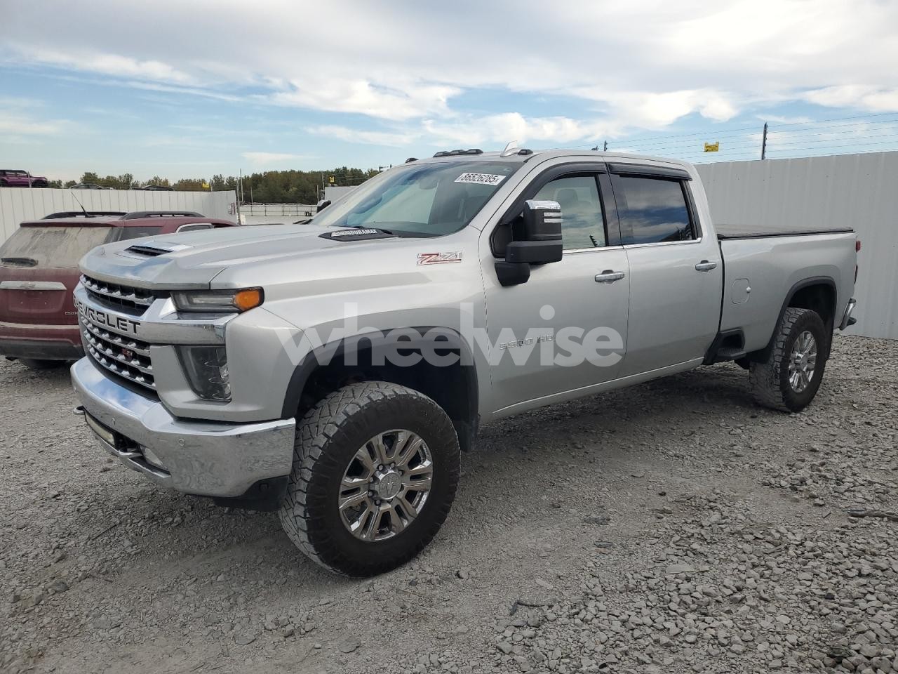 2020 CHEVROLET SILVERADO K3500 LTZ (VIN 1GC4YUEYXLF190763) main photo
