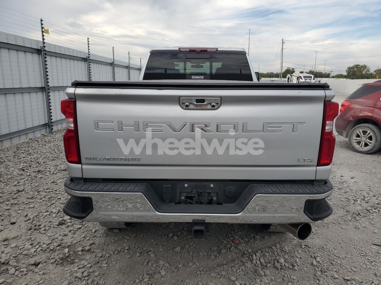 Photo 6 of 2020 CHEVROLET SILVERADO K3500 LTZ (VIN 1GC4YUEYXLF190763)