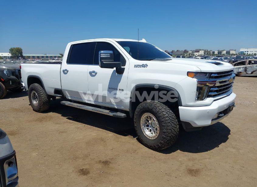 2022 Chevrolet Silverado 3500HD (VIN 1GC4YVEY1NF353647) main photo
