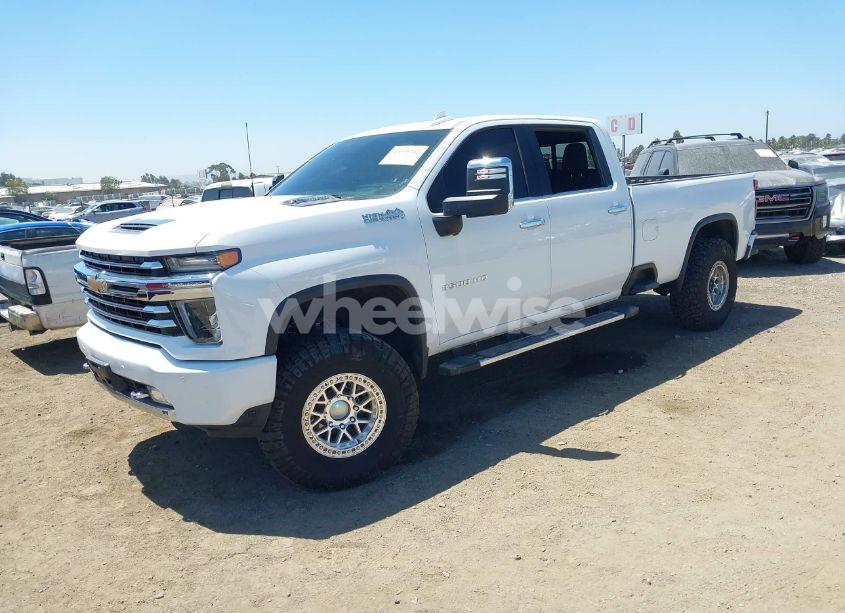 Photo 2 of 2022 Chevrolet Silverado 3500HD (VIN 1GC4YVEY1NF353647)