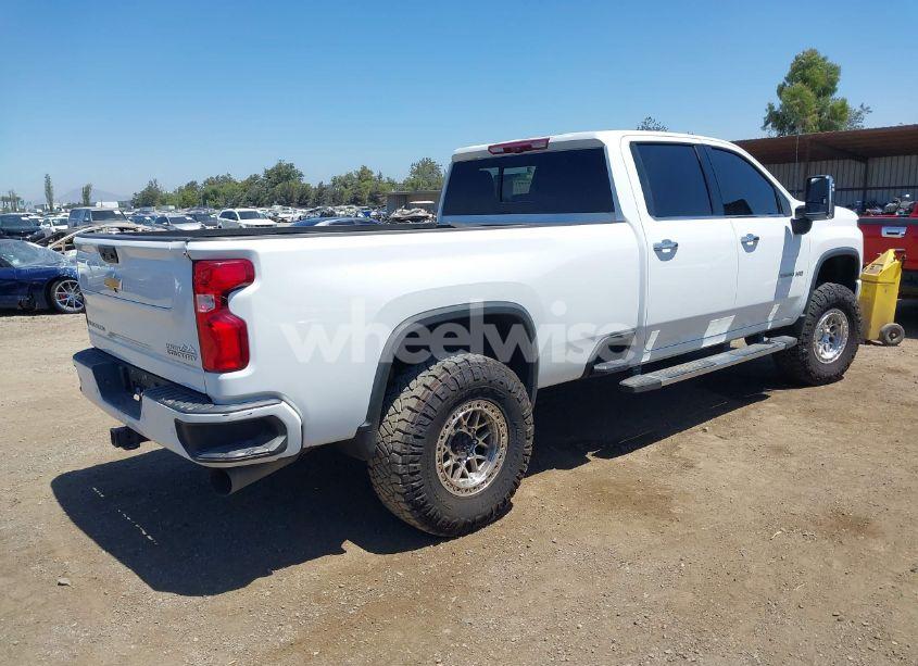 Photo 4 of 2022 Chevrolet Silverado 3500HD (VIN 1GC4YVEY1NF353647)