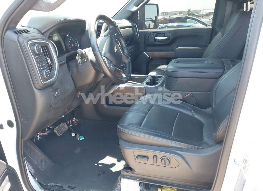 Photo 6 of 2022 Chevrolet Silverado 3500HD (VIN 1GC4YVEY1NF353647)