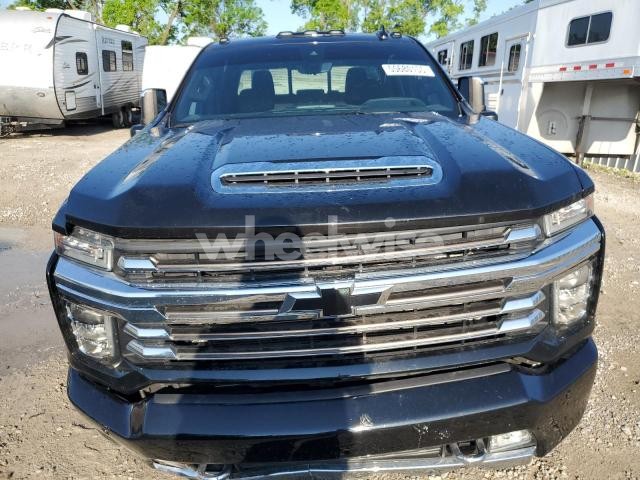 Photo 4 of 2021 CHEVROLET SILVERADO K3500 HIGH COUNTRY (VIN 1GC4YVEY2MF136977)