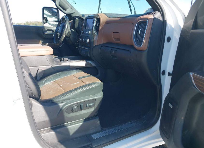 Photo 5 of 2022 Chevrolet Silverado 3500HD 4WD LONG BED HIGH COUNTRY (VIN 1GC4YVEY3NF302036)