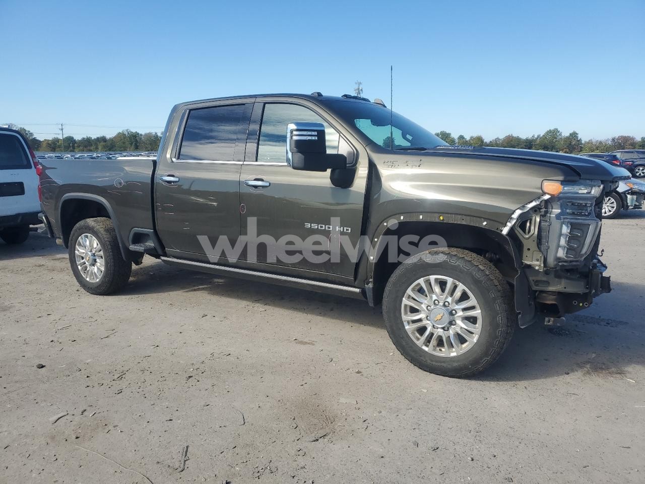 Photo 4 of 2022 CHEVROLET SILVERADO K3500 HIGH COUNTRY (VIN 1GC4YVEY5NF324281)