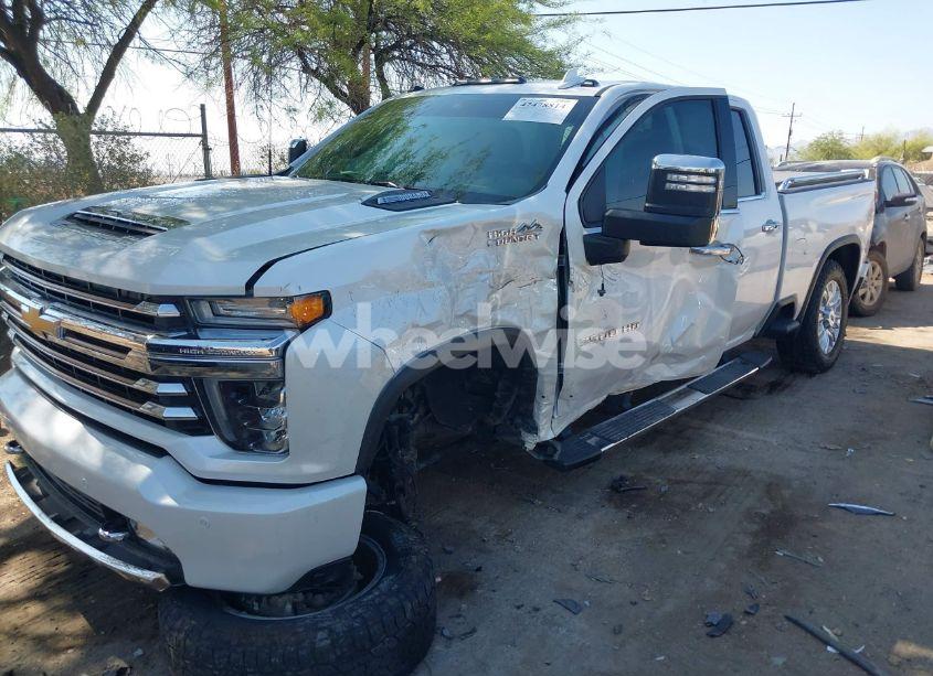 Photo 2 of 2022 Chevrolet Silverado 3500HD 4WD STANDARD BED HIGH COUNTRY (VIN 1GC4YVEY6NF162709)