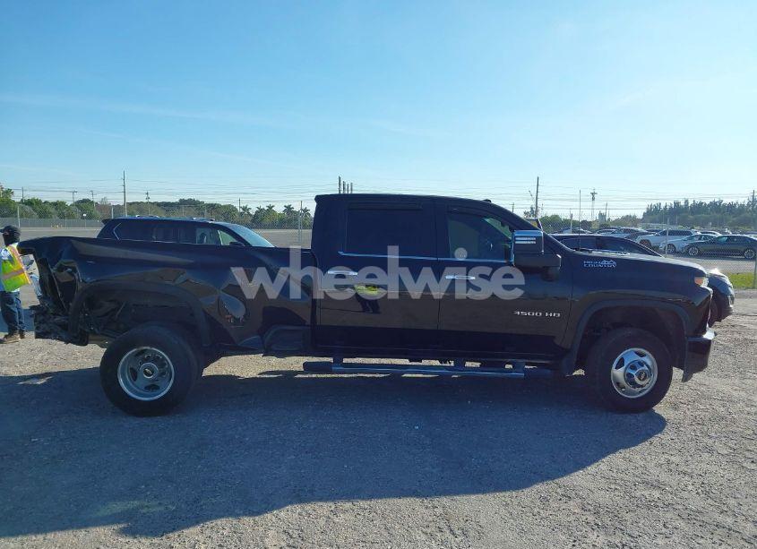 Photo 13 of 2022 Chevrolet Silverado K3500 HIGH COUNTRY (VIN 1GC4YVEY6NF214260)
