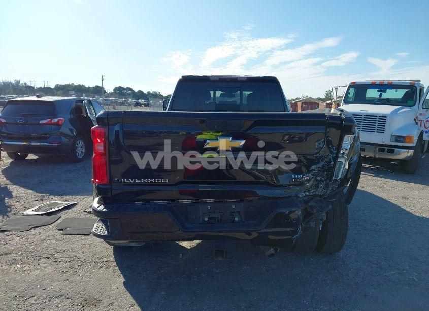 Photo 15 of 2022 Chevrolet Silverado K3500 HIGH COUNTRY (VIN 1GC4YVEY6NF214260)