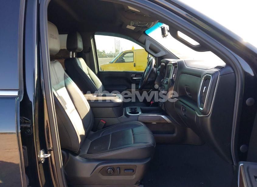 Photo 5 of 2022 Chevrolet Silverado K3500 HIGH COUNTRY (VIN 1GC4YVEY6NF214260)