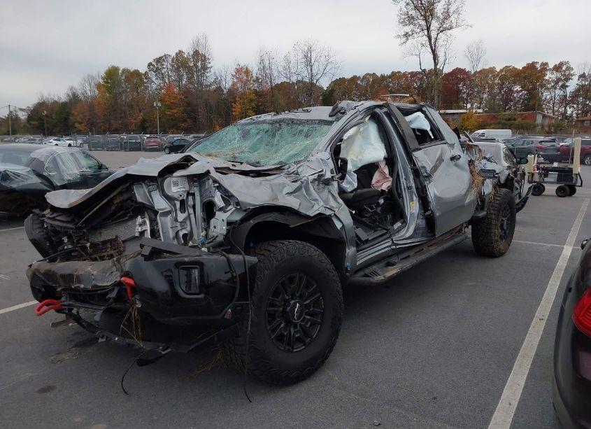 Photo 2 of 2024 Chevrolet Silverado 2500HD 4WD STANDARD BED ZR2 (VIN 1GC4YYEY3RF408106)