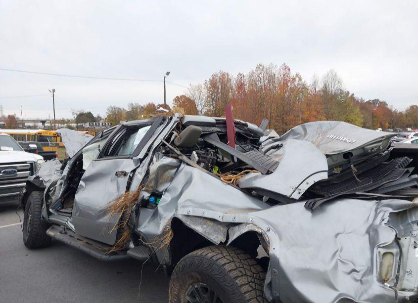 Photo 6 of 2024 Chevrolet Silverado 2500HD 4WD STANDARD BED ZR2 (VIN 1GC4YYEY3RF408106)