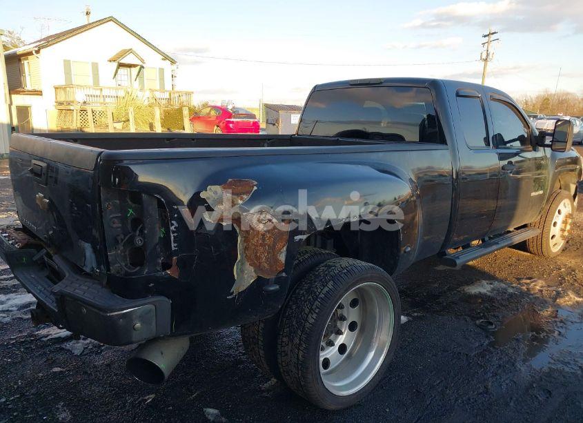 Photo 4 of 2012 Chevrolet Silverado 3500HD LT (VIN 1GC5K0C82CZ280439)