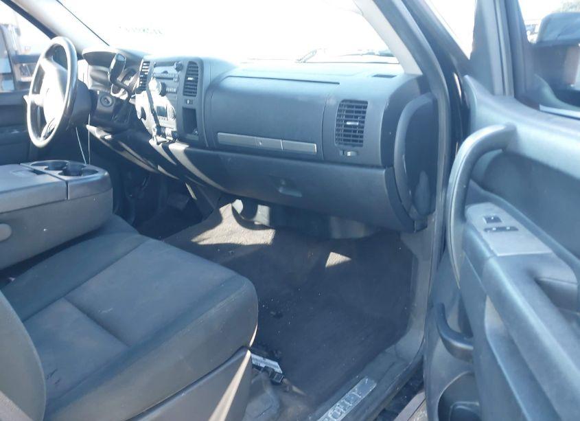 Photo 5 of 2013 Chevrolet Silverado 3500HD LT (VIN 1GC5K0C85DZ245508)