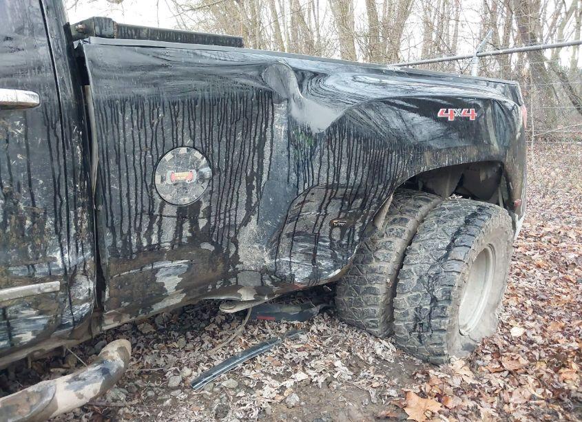 Photo 11 of 2017 Chevrolet Silverado 3500HD LTZ (VIN 1GC5K0EG0HZ168704)