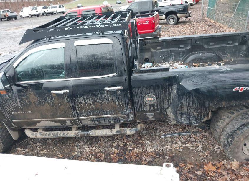 Photo 14 of 2017 Chevrolet Silverado 3500HD LTZ (VIN 1GC5K0EG0HZ168704)