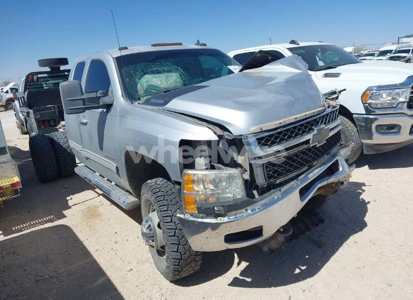 2013 Chevrolet Silverado 3500HD LTZ (VIN 1GC5K1C89DZ327635) main photo