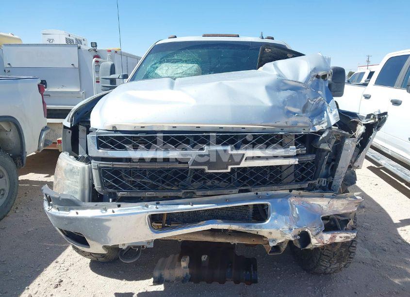 Photo 11 of 2013 Chevrolet Silverado 3500HD LTZ (VIN 1GC5K1C89DZ327635)