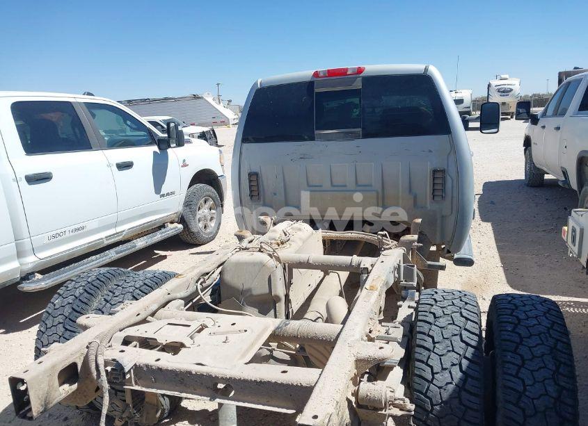 Photo 15 of 2013 Chevrolet Silverado 3500HD LTZ (VIN 1GC5K1C89DZ327635)