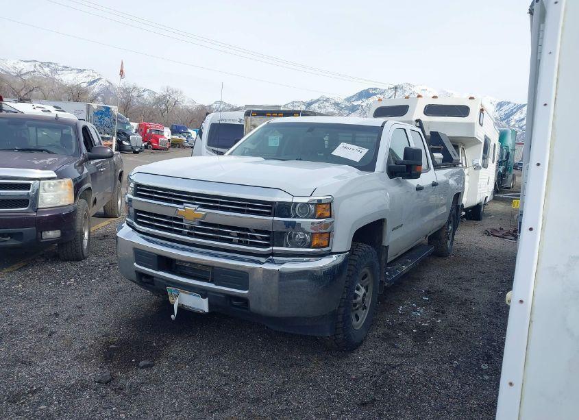 Photo 2 of 2016 Chevrolet Silverado 3500HD WT (VIN 1GC5KYCG2GZ264480)