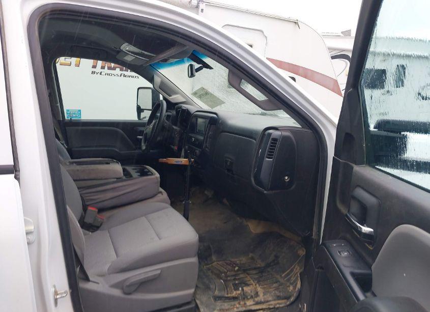 Photo 5 of 2016 Chevrolet Silverado 3500HD WT (VIN 1GC5KYCG2GZ264480)