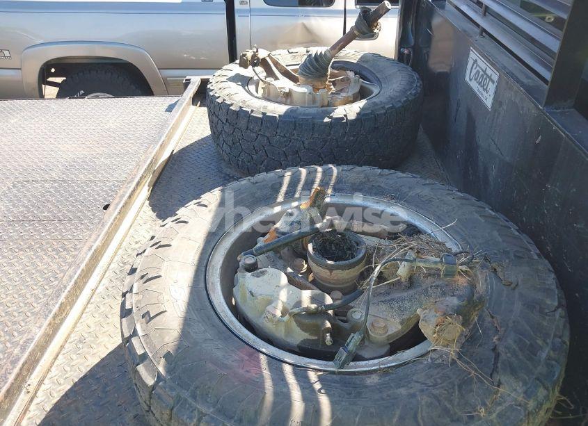 Photo 12 of 2011 Chevrolet Silverado 3500HD WORK TRUCK (VIN 1GC5KZC87BZ440690)